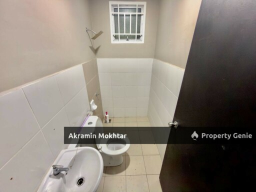 Freehold, Ground Floor, Corner Unit & 2 Parking | Apartment Azaria, Bandar Parklands, Klang Selangor .