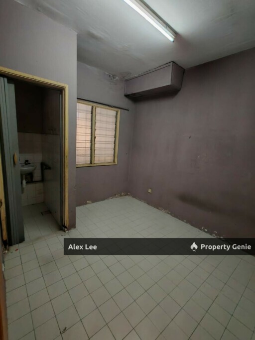 2 Storey House Taman Bukit Belimbing Selangor Freehold Landed Home Spacious Layout Quiet Residential Area Ideal For Family Living