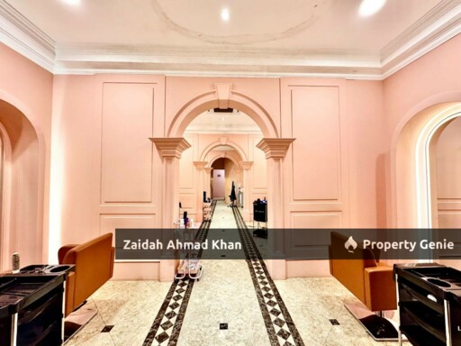 SEKSYEN 7 SHAH ALAM SHOPLOT 3  STOREY FOR SALE JALAN PLUMBUM SEKSYEN 7 SHAH ALAM TENANTED AT 12.8K