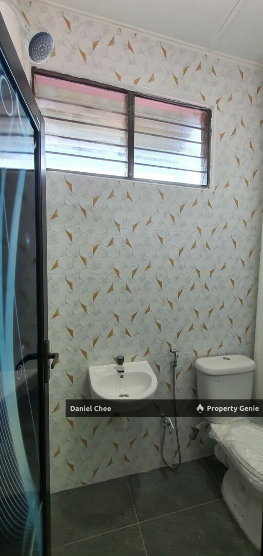 Bercham Renovated Double Storey Corner Lot For Sale