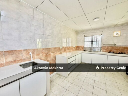 Freehold & 22 x 75 | Double Storey House Putra Permai Putra Heights Subang Jaya