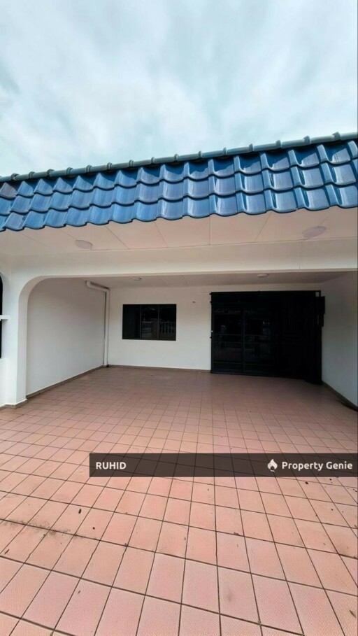 Renovated 1.5 Storey Terrace House Taman Sri Skudai 4R2B