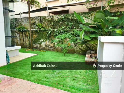 SERENE KIARA, SRI HARTAMAS | 3 STOREY END LOT SEMID WITH GREAT LAND AREA