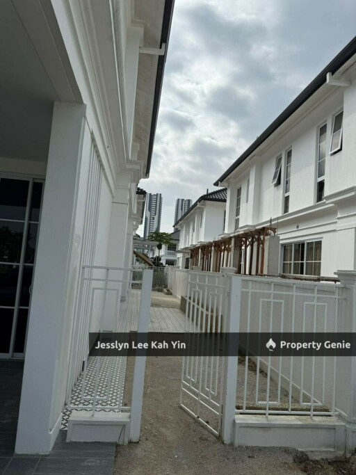 Eco Majestic, Semenyih STONERIDGE