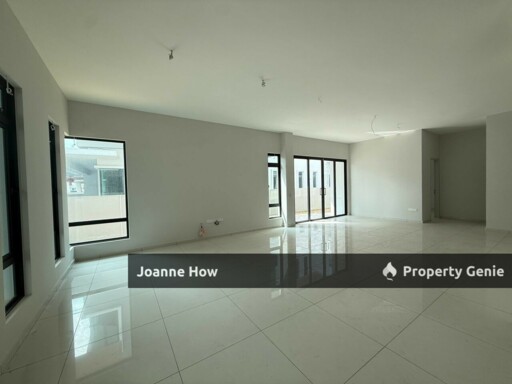 Freehold Double Storey Semi-D 8 Residence Padang Temu Ujong Pasir