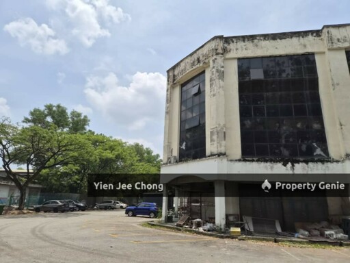 Subang 2 U5 Corner shop to sell