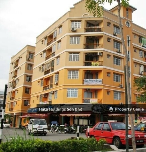 Hata Square Apartment