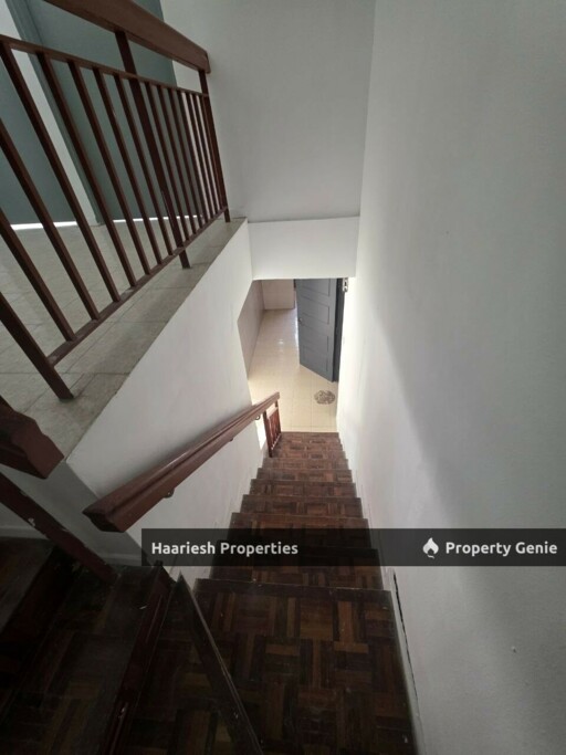 Villa Ros Townhouse @ Tampoi