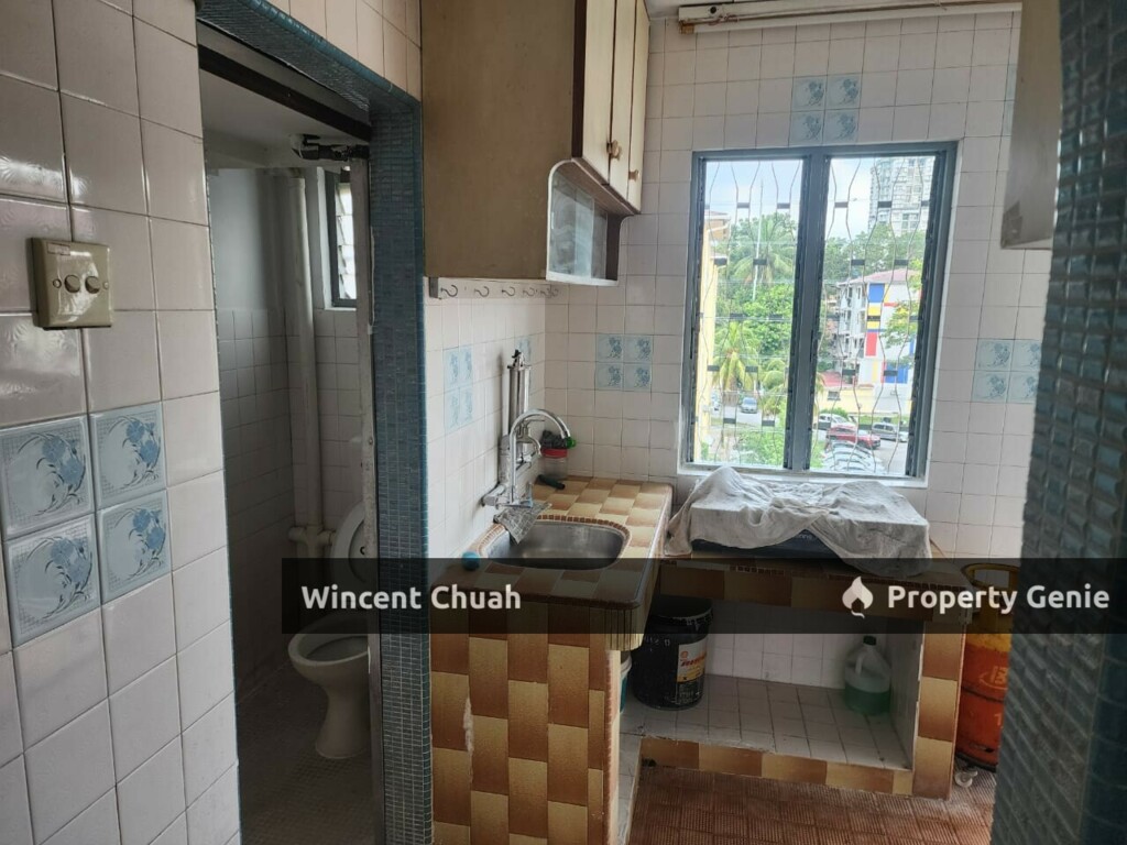 [2Rooms] Flat Seksyen 2 Block G Wangsa Maju Top Floor Near LRT