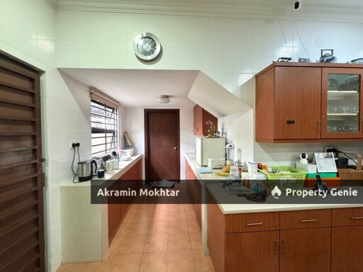 Freehold & Nice Garden | Double Storey Bungalow Kampung Tunku SS1, Petaling Jaya