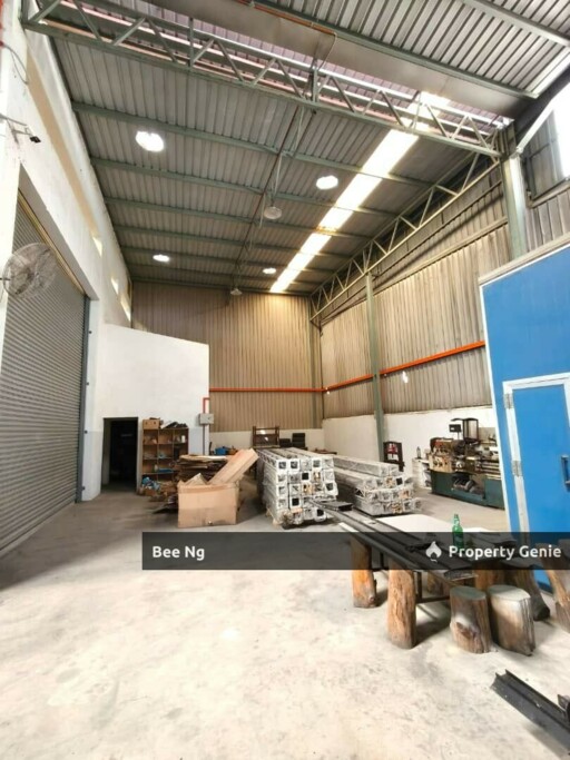 Bandar Seri Alam Masai/1.5 Storey Corner Lot Cluster Factory/Medium Industry