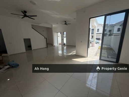 Eco Botanic / The Tate / Double Storey / 4bedroom / Partially Furnished