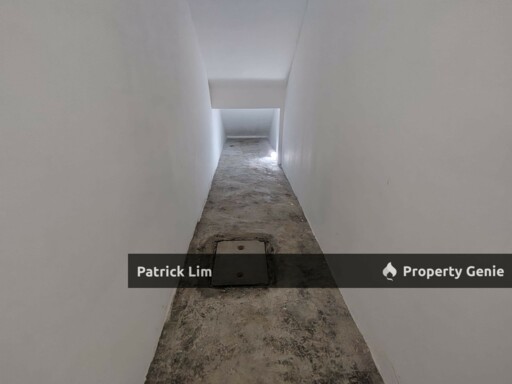 SKYWIZ AYER KEROH (GROUND FLOOR) SHOPLOT FOR RENT