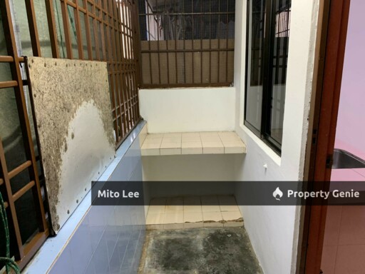Johor Jaya Low Cost House For Sale!!