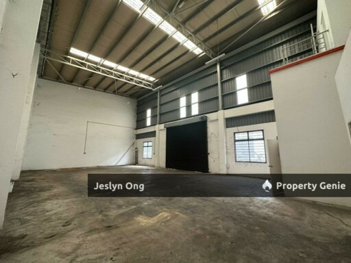 1.5 Storey Cluster Factory @ Setia Business Park 2 Kempas for Rent