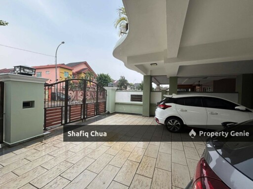 Corner Lot Double Storey with Pool Taman Tasik Prima Puchong For Rent