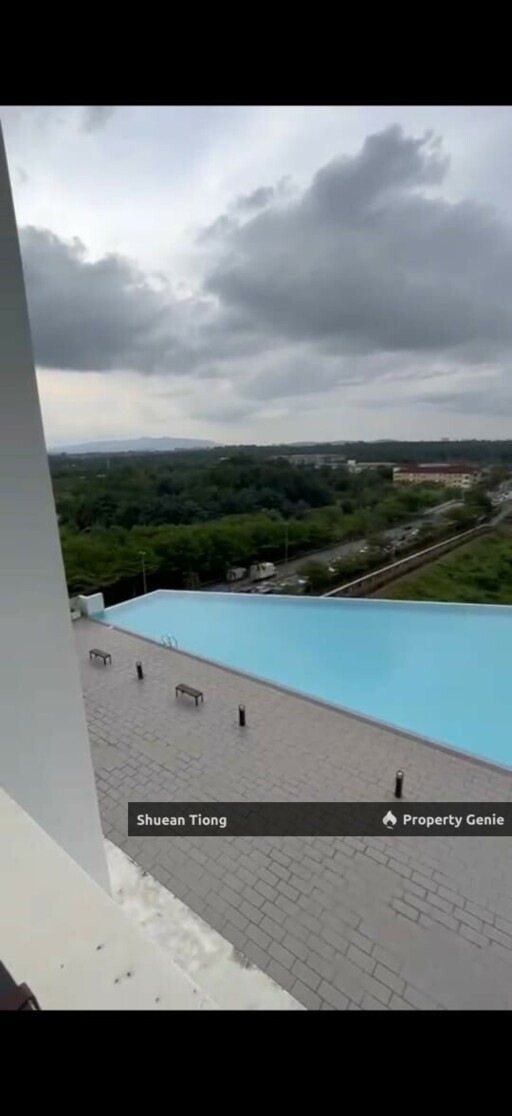 The Raffles Suites Condominium 1 Bedroom Unit for Rent!