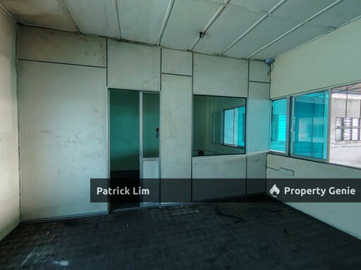 Spacious Factory 4000sqft For Rent @ Taman Merdeka