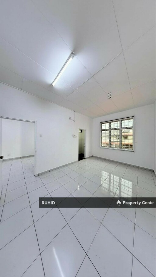 4 Bedrooms Double Storey House For Sale at Taman Puteri Wangsa