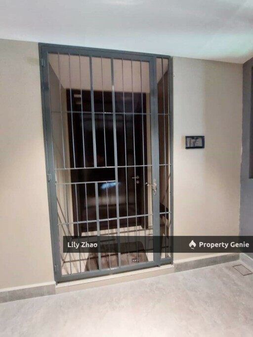 Jesselton Twin Towers A High End Condo for Sale, 2 Bed 2 Bath, 1,270 sf, Near QE2, Jalan Lintas, Kota Kinabalu City