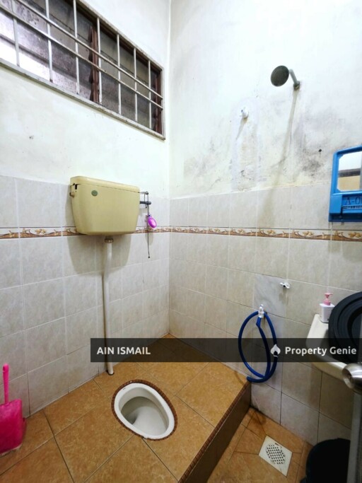 TERES SETINGKAT KG PADANG JAYA, KUANTAN