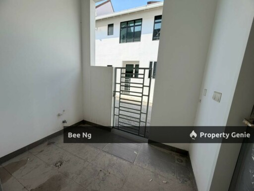 Senadi Hills / Iskandar Puteri / 2 Storey Terrace / Brand New / Unblock / For Sale