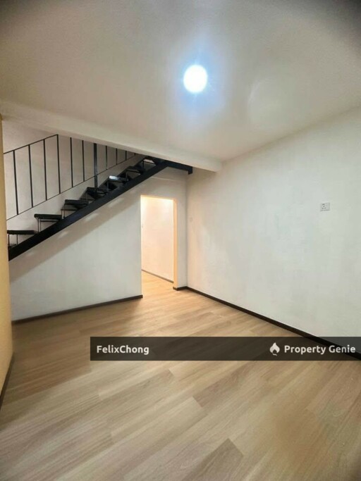 Taman Kluang Barat Double Storey Low Cost,Johor Bahru,Renovated