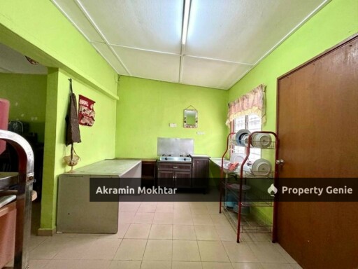 Facing Open & Extended | 2 Storey Terrace Taman Tasik Semenyih.