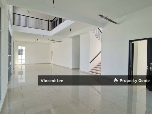 Eco Majestic, Stoneridge, Corner Bungalow with Spacious Extra Land, Brand New