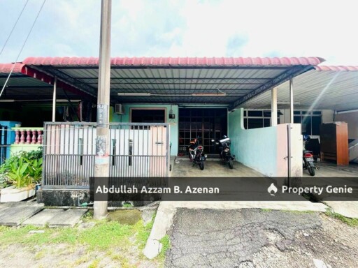 RUMAH MAMPU MILIK TAMAN RIA JAYA