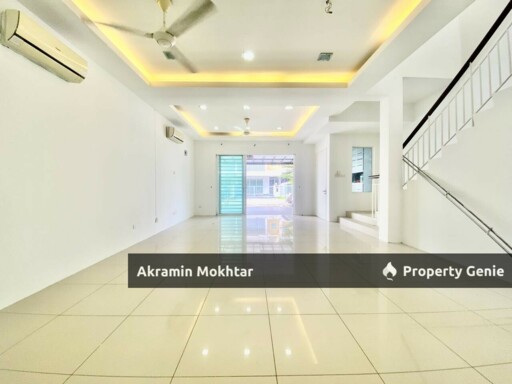 FREEHOLD & RENOVATED | Double Storey Terrace@Nadayu 92, Kajang