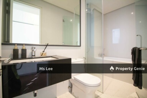 Pavilion Embassy @ Jalan Ampang-Near MRT Ampang Park, Level 41, Ready Unit, Open for Reservation Now