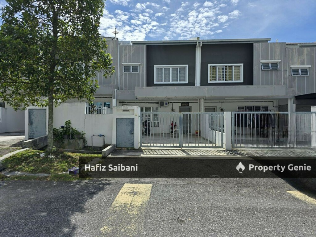 Double Storey Laman Haris Puncak Alam