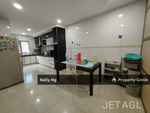 2 Sty House At Bandar Parkland For Sale