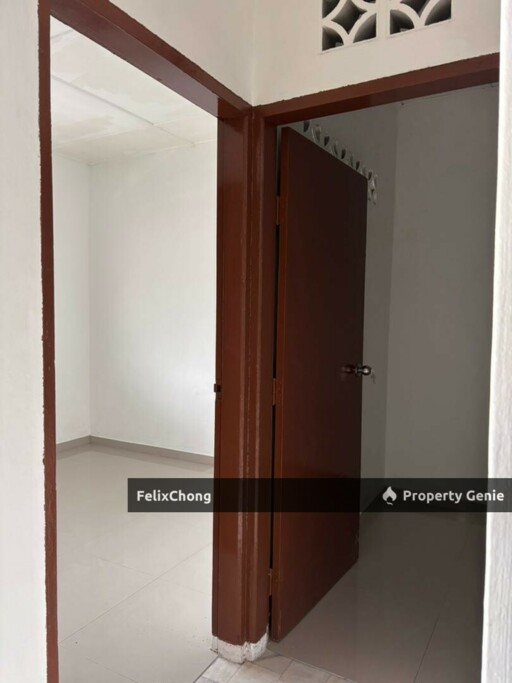 Taman Mohd Yassin 1 Sty Terrace,Jalan Seladang,Simpang Renggam