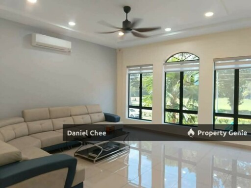 Meru Valley Golf Club Fully Furnished Town House 2.5 Storey For Rent