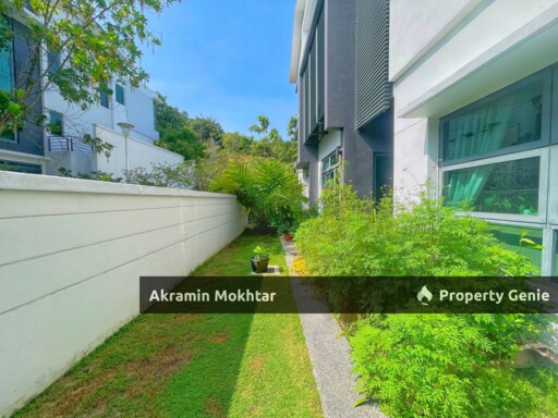 Freehold & End Lot | 3-Storey Bungalow Astonia l, Sejati Residence, Cyberjaya