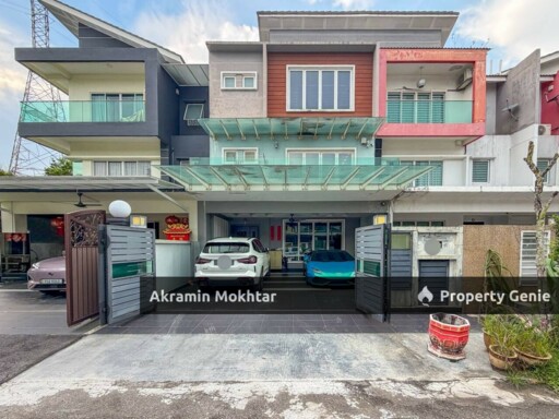 Fully Renovated & Nice ID | 2.5 Storey Superlink Taman Suria Tropika, Seri Kembangan