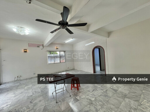 Double Storey Endlot to Sell