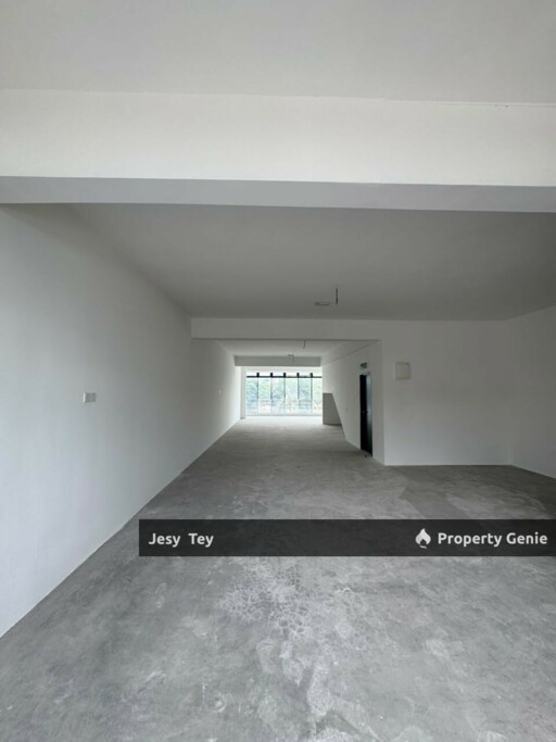 Bandar Cemerlang Ground Floor Shop For Rent