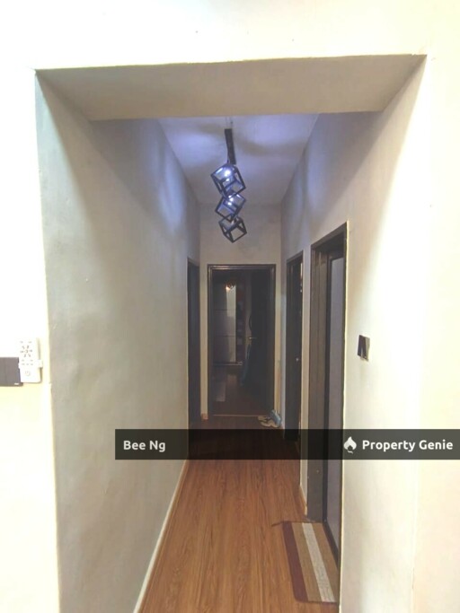 Sri Kenari Apartment / Tampoi / Fully Renovated / Cheapest Price / Full Loan / Cash Back