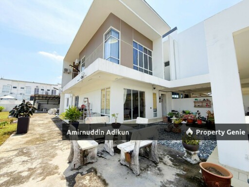 Sendayan Corner Lot Huge Land 8700sqft