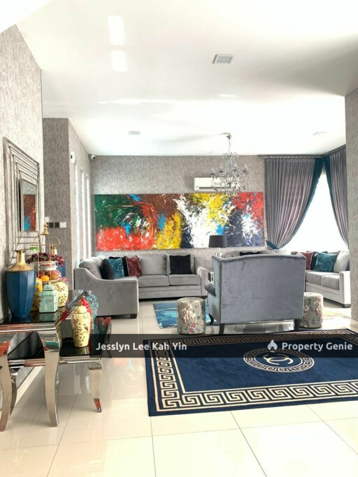Frangipanni Villas, Kota Seriemas Nilai