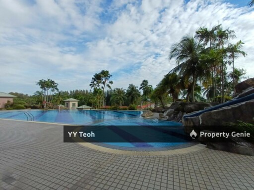 Golden Coast Condo Duplex 2R Unit｜SEAVIEW
