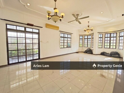 Bungalow House @ Taman Majidee /Near to JB Town