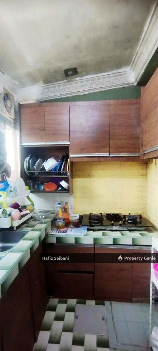 Single Storey Kampung Raja Uda Port Klang