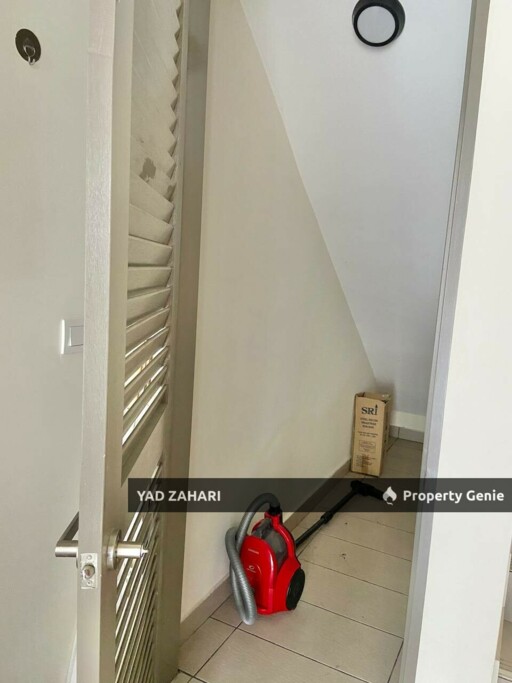 The Strata, Bangi | Townhouse 3 Bedrooms | RM550K - Brand New Unit and Semi Furnished