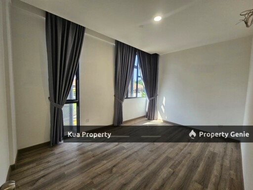 Ixora Court Apartment For Rent! Location: Jalan Stutong Baru