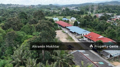 Tanah Geran Individu Kampung Paya Jaras Hilir Sungai Buloh Selangor .