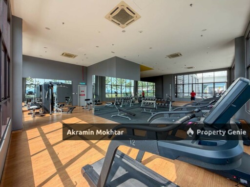 Freehold, Walking Distance To LRT, Partially Furnished & 2 Parking | Ten Kinrara Residence, Bandar Kinrara , Puchong